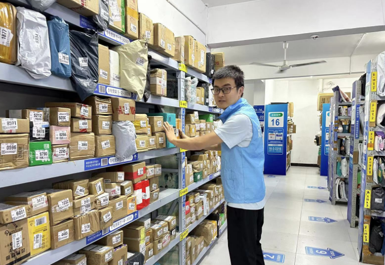 武漢菜鳥驛站試點(diǎn)“夜間取件”,實(shí)現(xiàn)24點(diǎn)前自助取-物流之家