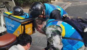 閃送已建設超過1400個騎手能量站-物流之家